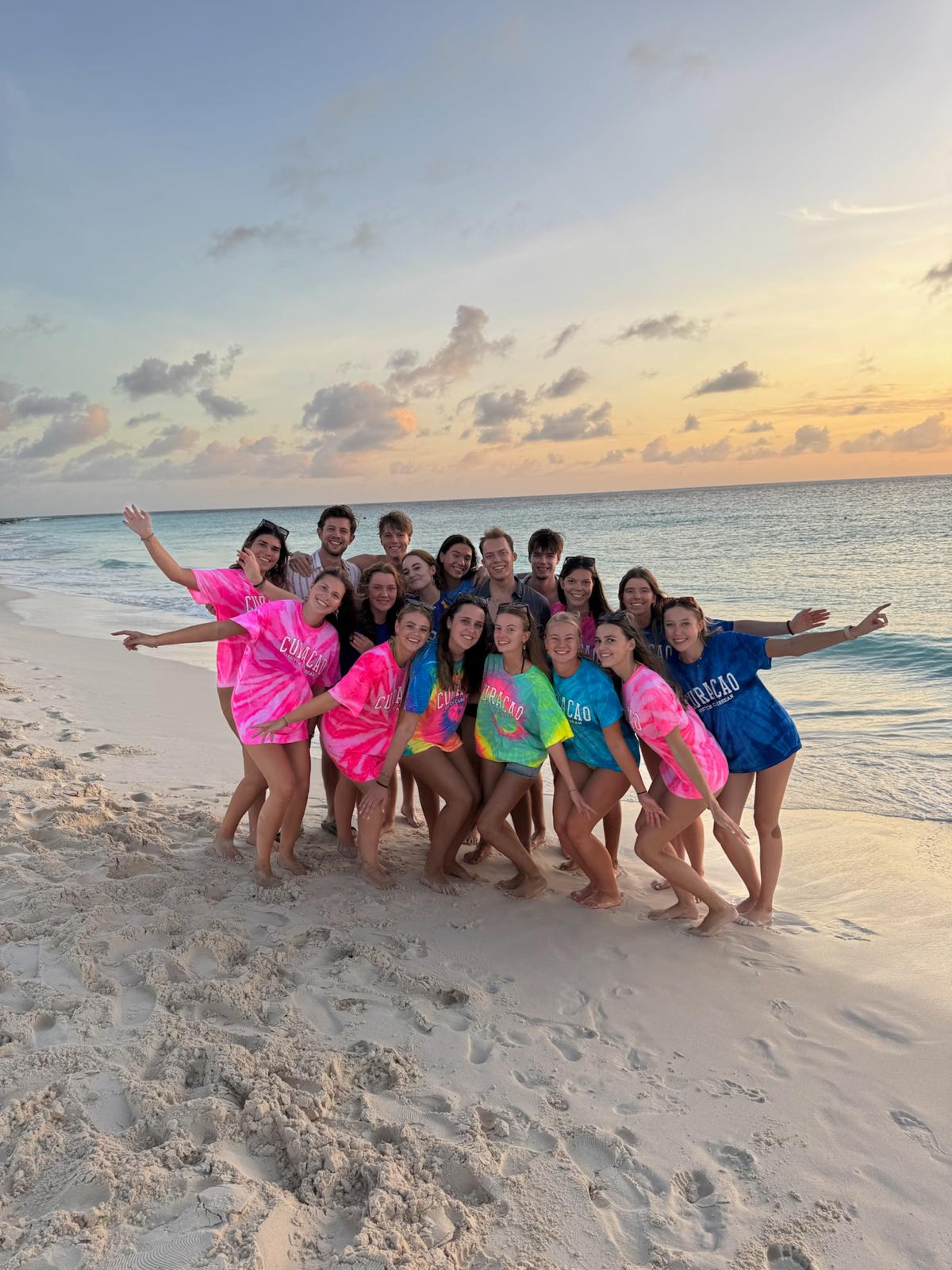 Rosan woonde een half jaar op Curaçao en volgde daar de minor IMEO: ‘‘Het is uit je comfortzone stappen, maar ook een ervaring die je de rest van je leven bijblijft’’